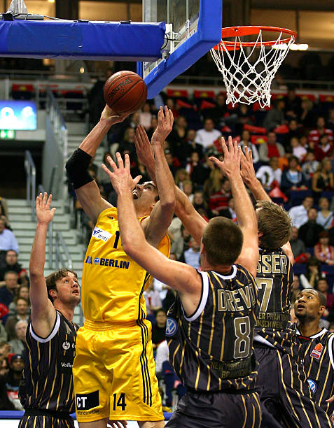 密尔顿提供 密尔顿提供